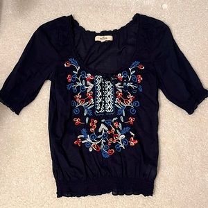 Hollister Embroidered 3/4 Sleeve Peasant Boho Top